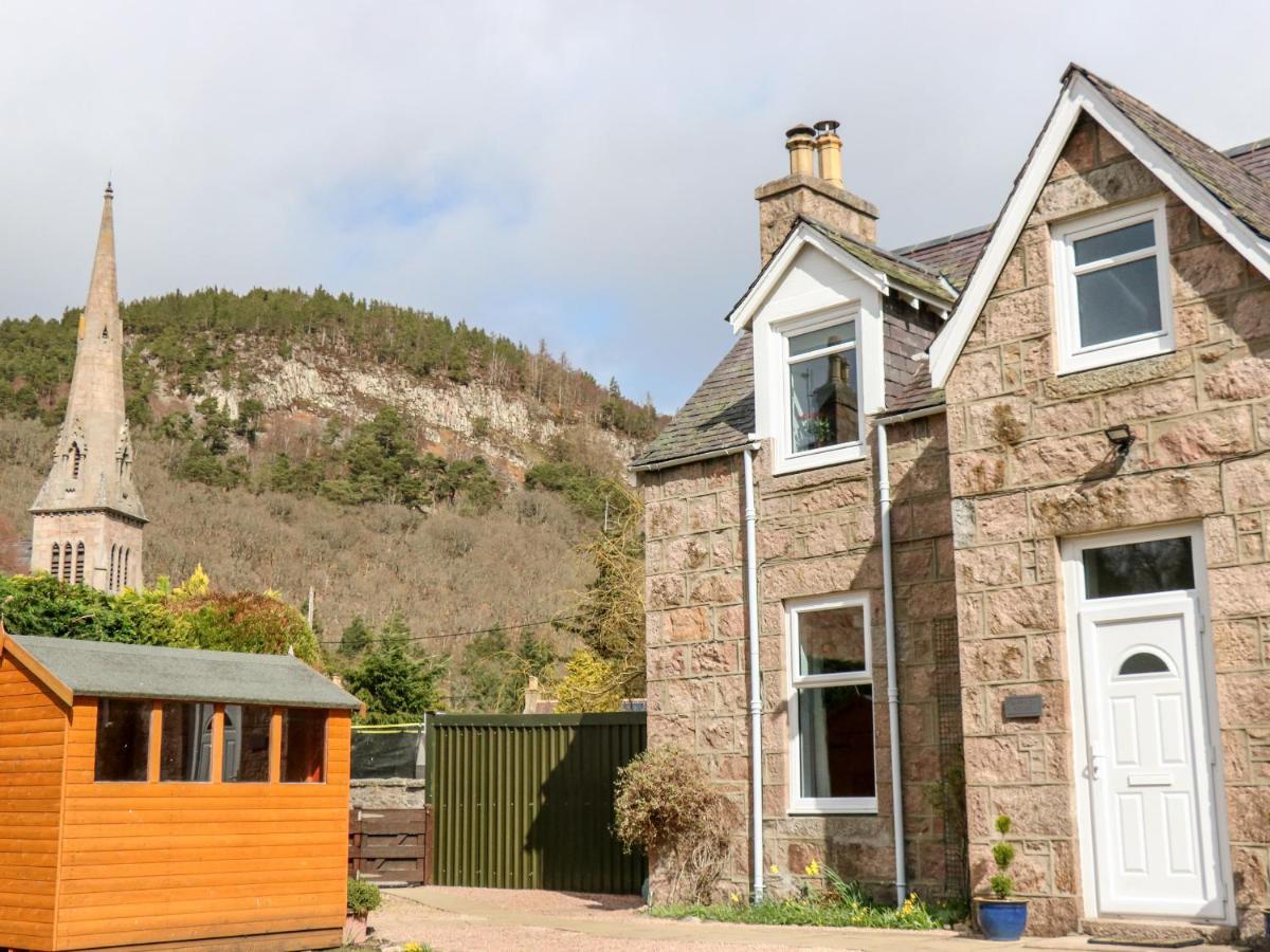 Gairnlea Cottage Ballater Esterno foto